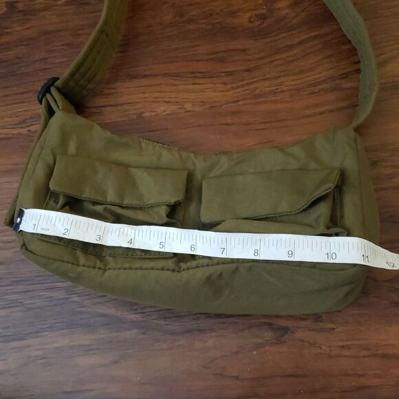 NWOT BAGGU Olive Green Chic Feminine Retro Y2K Edgy Streetwear Shoulder Bag - Picture 2 of 7